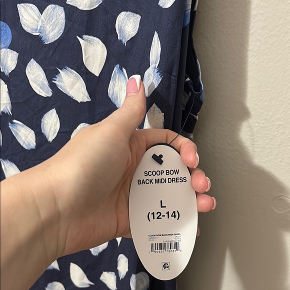 Scoop NYC Blue and White Bow Back Midi Dress - Picture 7 of 13